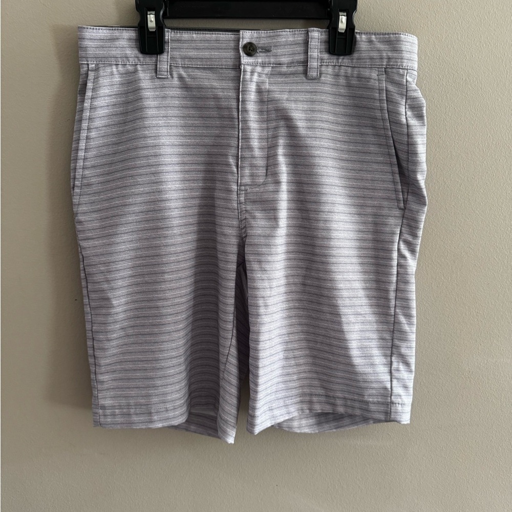 Ben Hogan Men's Light Gray Striped Shorts